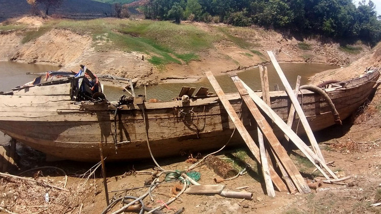 Cận cảnh hiện trường khai thác khoáng sản trái phép ở thượng nguồn sông Rác - ảnh 2