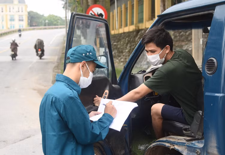 Vinh Yen cach ly xa hoi anh 4