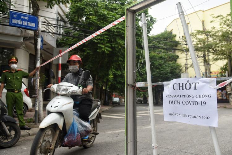 Vinh Yen cach ly xa hoi anh 5