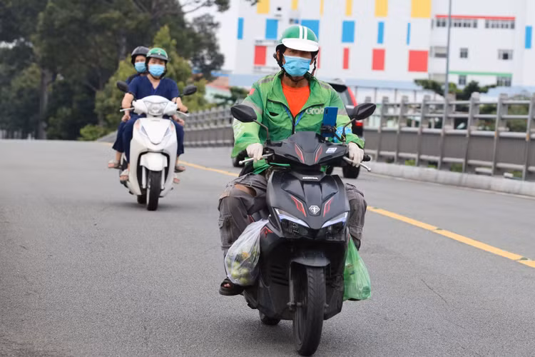 gia ship hang tp.hcm anh 1