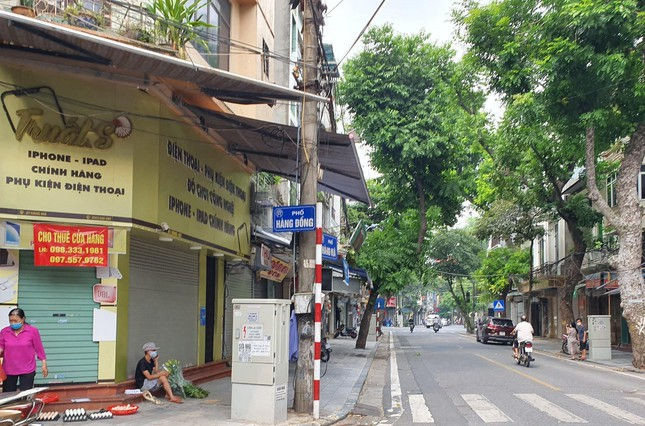  Thủ phủ đồ chơi trẻ em ở Hà Nội phủ bạt, vắng lặng trước Tết Trung thu - Ảnh 8.