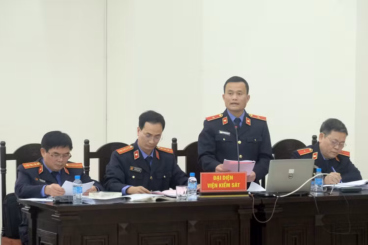 Tuyen an Dinh La Thang anh 1