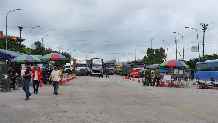 Để lọt lưới F0, Giám đốc Sở GTVT Quảng Ninh bị kiểm điểm - 1