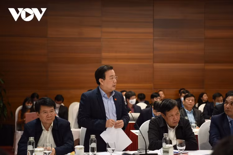 Từ "bài học Vân Đồn", Hà Nội xét nghiệm toàn bộ nhân viên sân bay Nội Bài ảnh 1