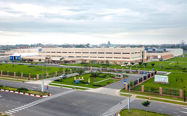 Intel, Coca-Cola, ... duy tri san xuat tai Viet Nam anh 1