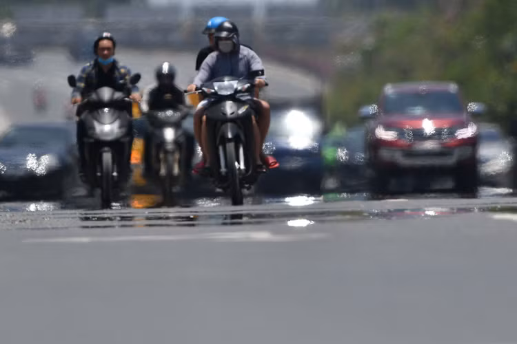 nang nong 39 do C o Ha Noi anh 1