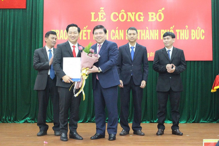 Trao quyết định cán bộ lãnh đạo chủ chốt TP Thủ Đức - ảnh 4