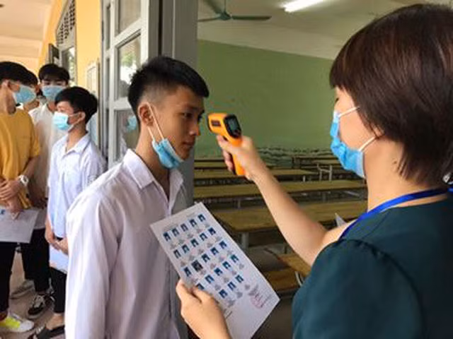 Sẵn sàng phương án ôn thi tốt nghiệp THPT trong dịch Covid - 19 phức tạp - 1