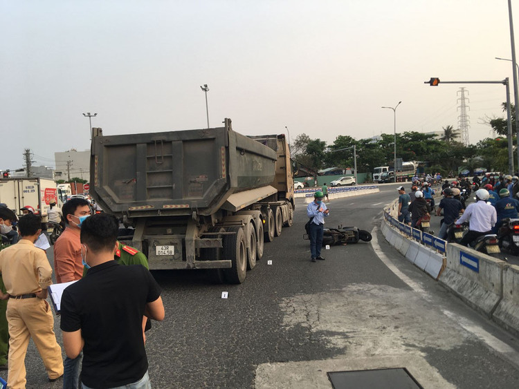 Đà Nẵng: Chậm cải tạo đường, tai nạn xảy ra liên tục - ảnh 1