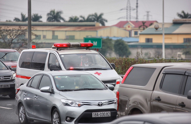 Tac duong cao toc Phap Van anh 8