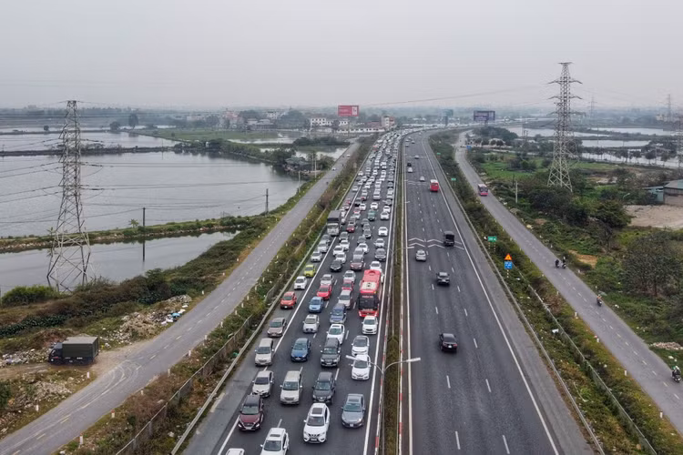 Tac duong cao toc Phap Van anh 5