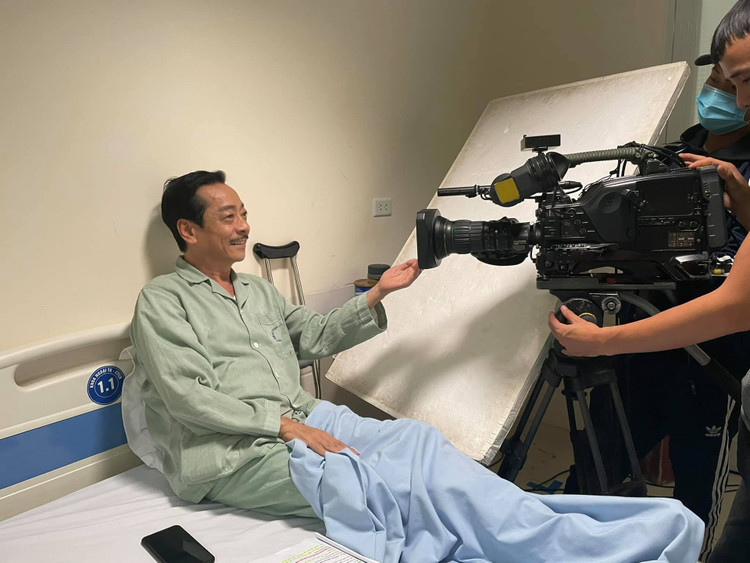 Hoang Dung qua doi anh 2