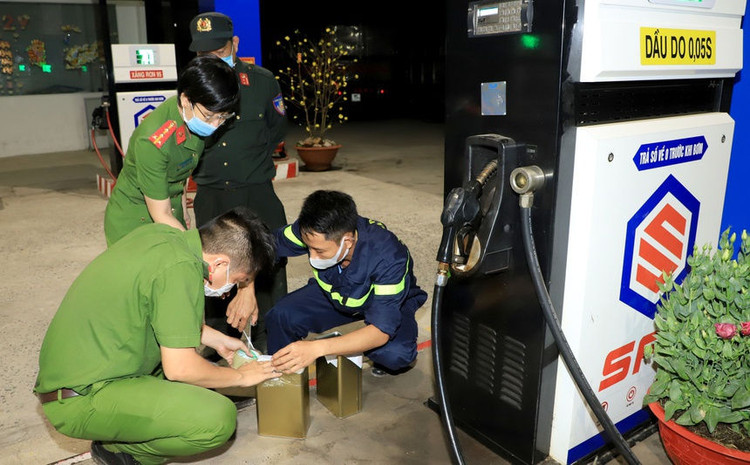 200 trieu lit xang gia anh 2