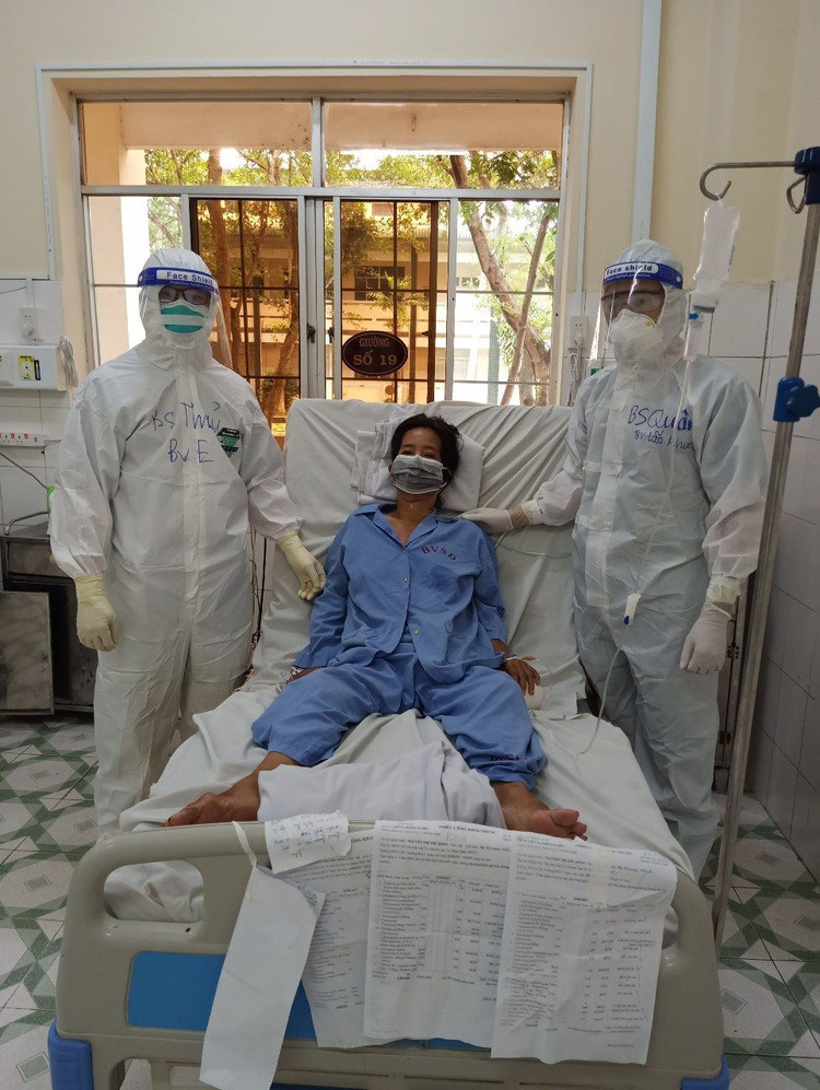 Ngày bệnh nhân Covid-19 đầu tiên từng ngừng tim chuẩn bị xuất viện tại Đồng Tháp.