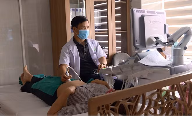 Xét nghiệm sàng lọc trước sinh là vô cùng quan trọng để phát hiện dị tật thai nhi.