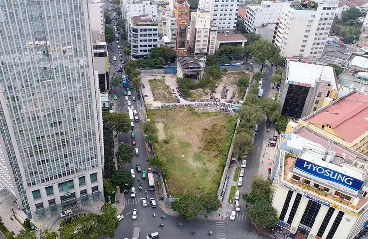 Cận cảnh khu đất 'vàng' khiến cựu Bộ trưởng Vũ Huy Hoàng hầu tòa - ảnh 2