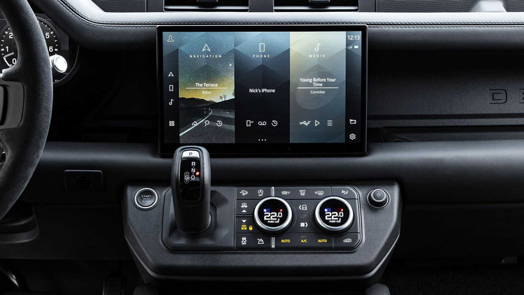 Land Rover Defender V8 anh 5