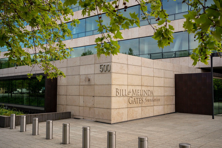 Bill Gates tam su sau cuoc ly hon anh 2