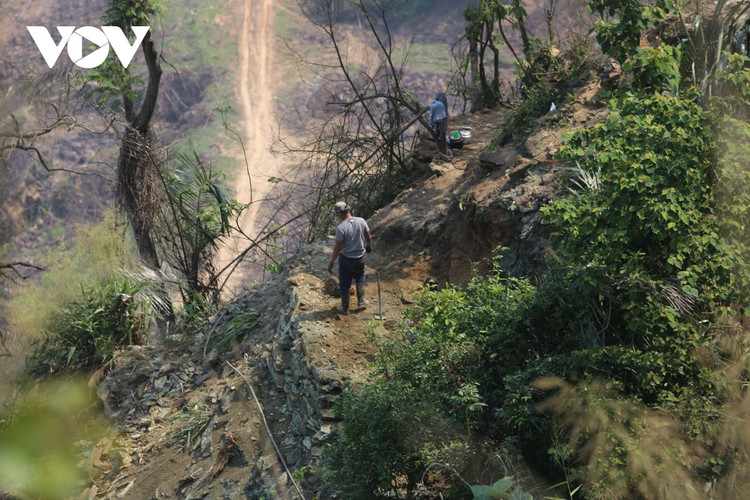 “Vàng tặc” lộng hành ở mỏ vàng Bồng Miêu, Quảng Nam ảnh 11