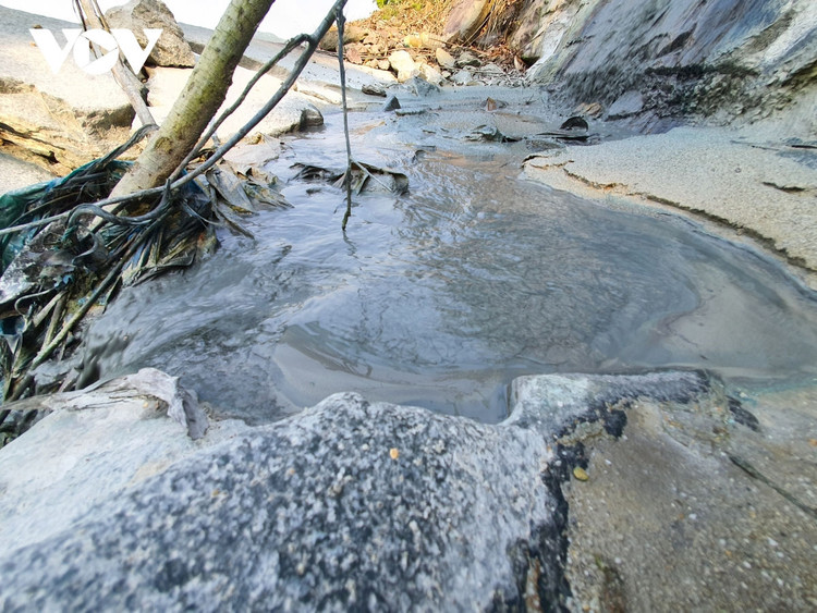 “Vàng tặc” lộng hành ở mỏ vàng Bồng Miêu, Quảng Nam ảnh 1
