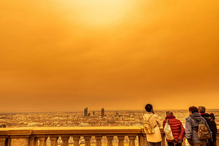 bau troi chau Au chuyen mau cam anh 9