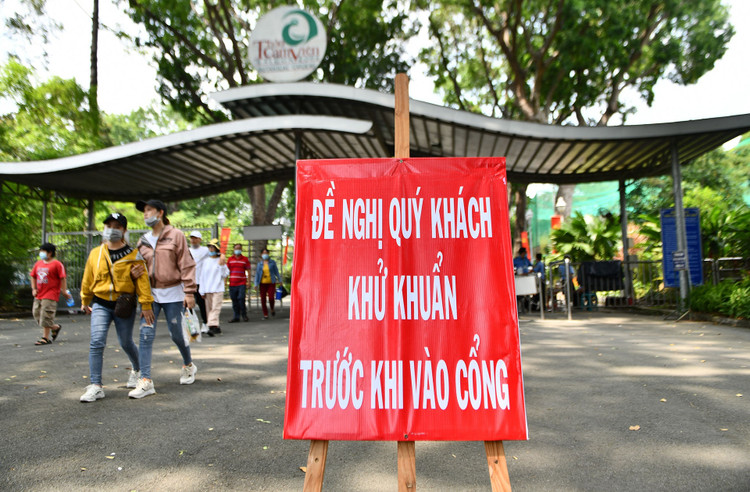 canh chen lan giua mua dich dip 30/4 anh 33