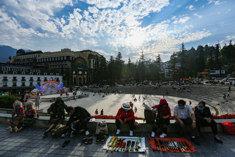 canh chen lan giua mua dich dip 30/4 anh 36