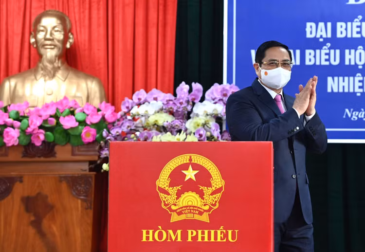 Thu tuong Pham Minh Chinh bo phieu anh 13