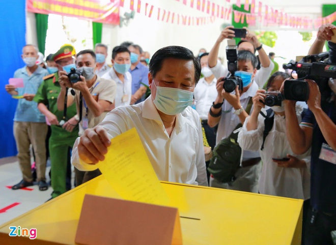 bau cu dai bieu Quoc hoi va HDND anh 48