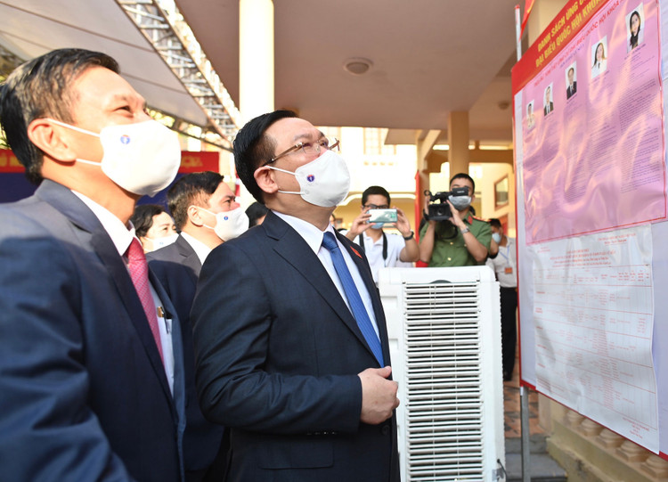 bau cu dai bieu Quoc hoi va HDND anh 38