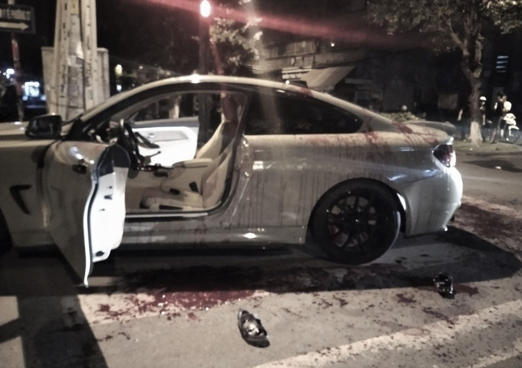 Tai xe xe BMW bi chem anh 1