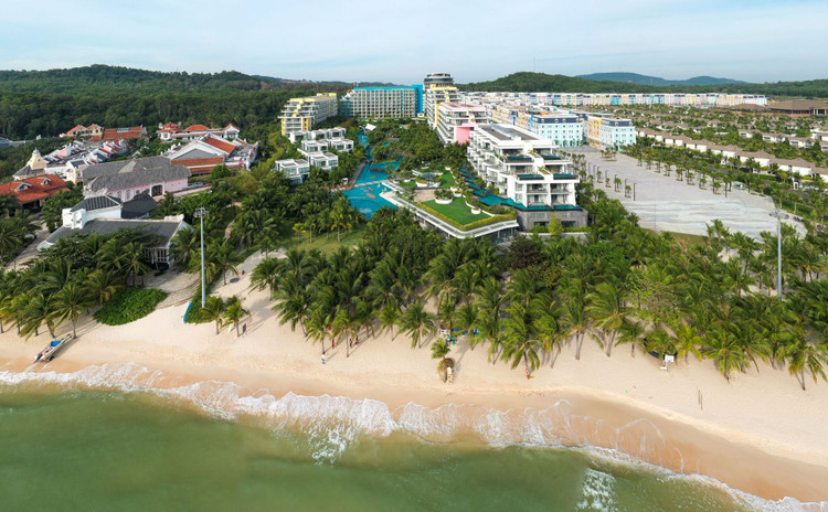 Huy phong khach san anh 1