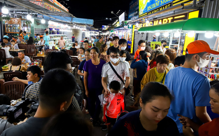 Huy phong khach san anh 2