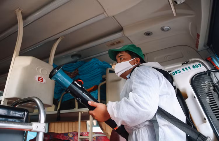 tim nguoi den nha xe Quoc Hoang anh 1