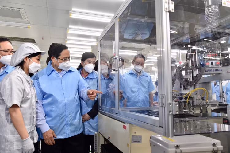 Thu tuong tham nha may Samsung Thai Nguyen anh 2