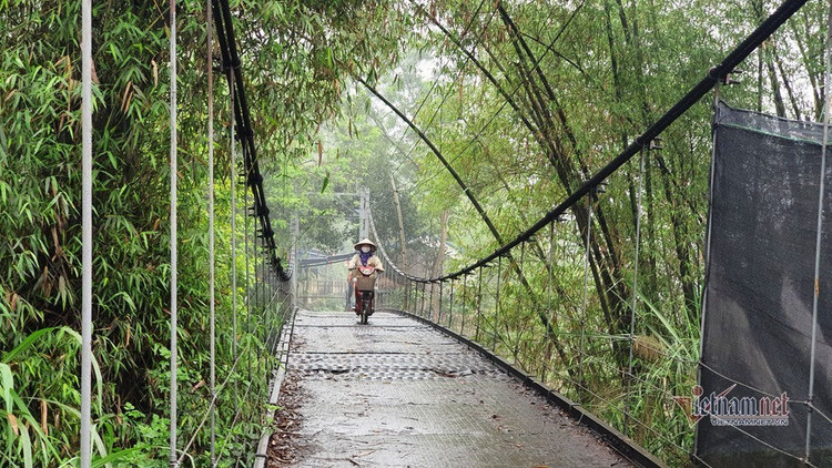Cụ bà 82 tuổi, 15 năm vận hành “BOT làng” đầu tiên ở Thái Nguyên