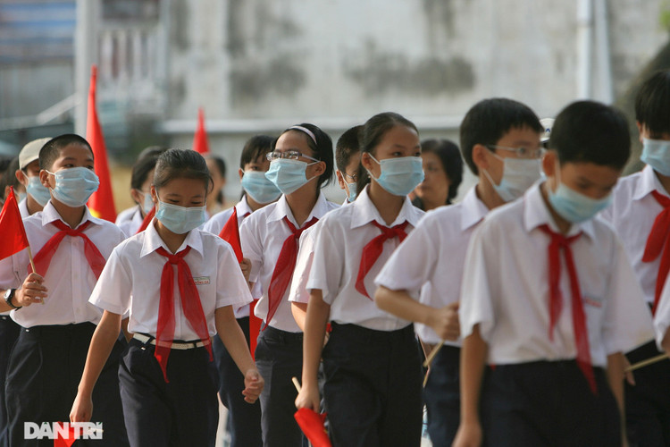 Nhìn lại Lễ khai giảng đặc biệt 12 năm trước trong đại dịch cúm A/H1N1 - 5