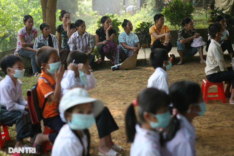 Nhìn lại Lễ khai giảng đặc biệt 12 năm trước trong đại dịch cúm A/H1N1 - 15