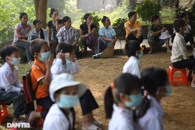 Nhìn lại Lễ khai giảng đặc biệt 12 năm trước trong đại dịch cúm A/H1N1 - 15