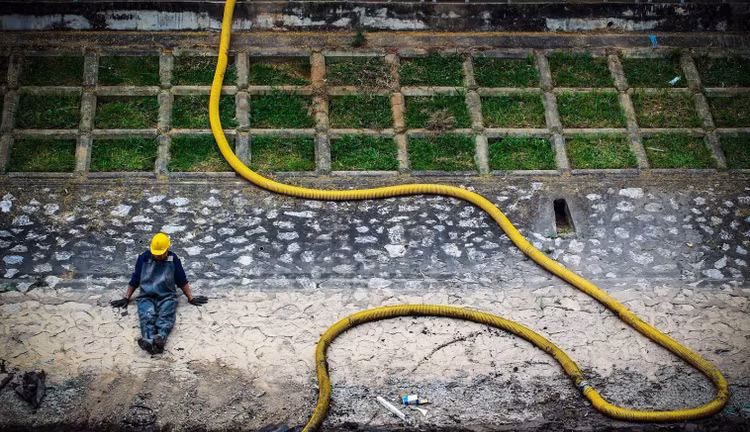 lam sach song To Lich anh 2