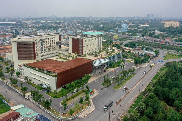 benh vien nghin ty TP.HCM anh 1