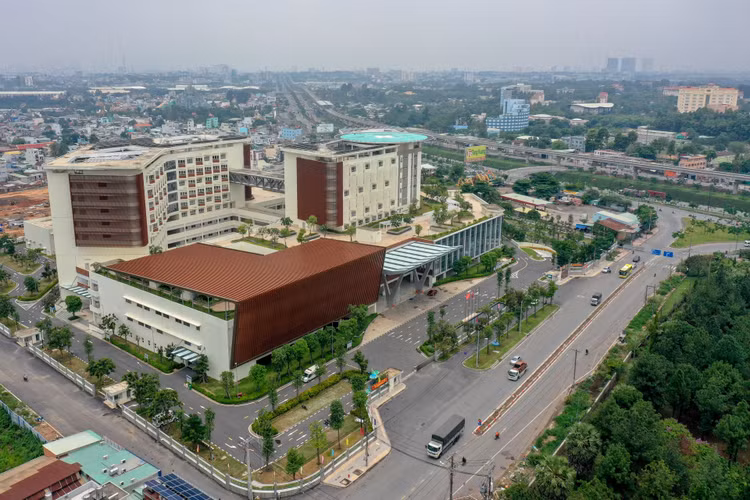 benh vien nghin ty TP.HCM anh 1