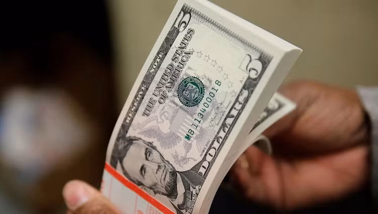 Tỷ giá USD hôm nay 21/1: Ông Trump rời Nhà trắng, USD giảm nhẹ - 1