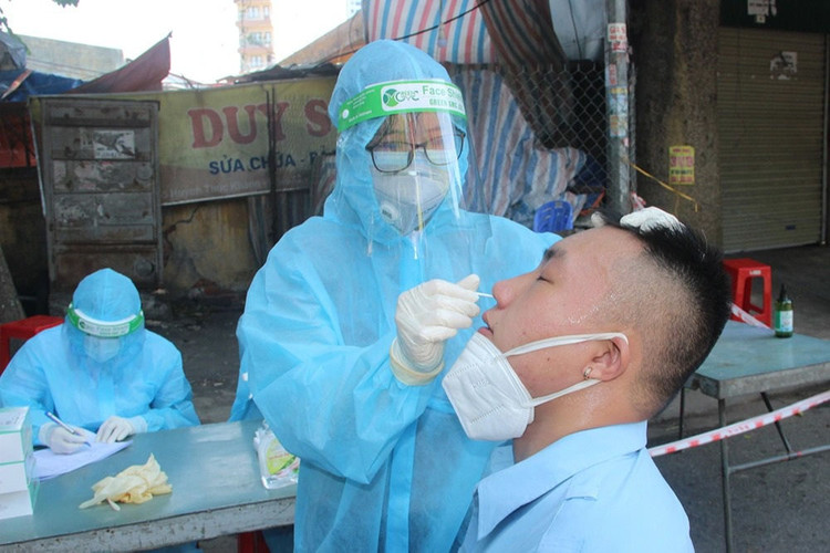 Sáng 24/8: Nhiều điểm nóng giảm số ca mắc Covid-19 - 2