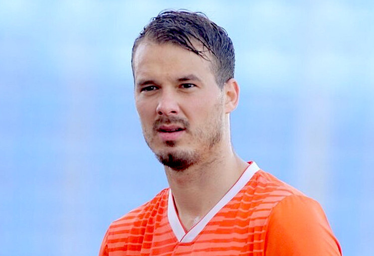 Song Lam Nghe An chia tay ngoai binh nguoi Serbia hinh anh