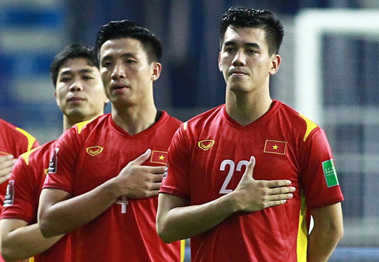 VFF tim cach de thay tro HLV Park Hang-seo duoc thi dau tren san nha hinh anh