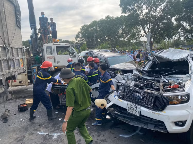 tai nan lien hoan quoc lo 1 anh 2