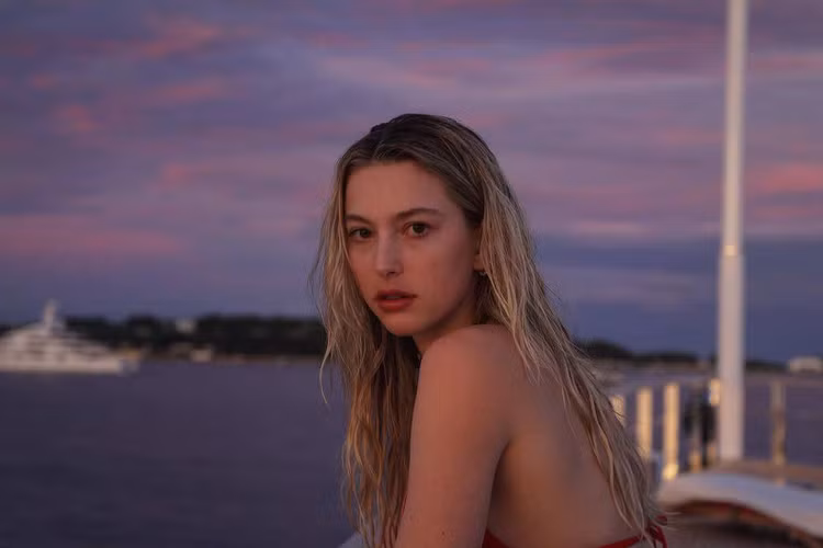 cuoc song xa hoa cua con gai Steve Jobs anh 1