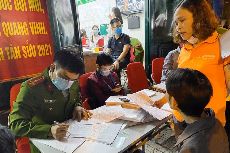 Từ nay đến ngày 1-7, những ai cần làm thẻ CCCD gắn chip? - ảnh 1