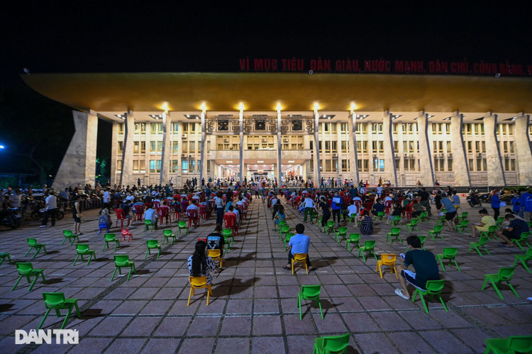 Khi nào Hà Nội có thể mở cửa các hoạt động, dịch vụ ở vùng xanh? - 2